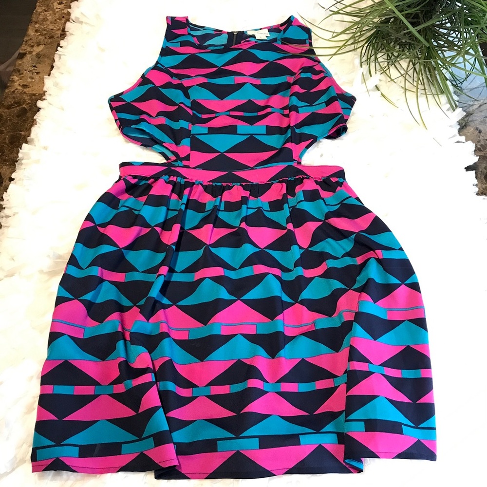 Cut-Out Mini Party Dress Sz L