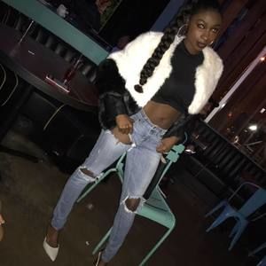 Meet your Posher, Brit