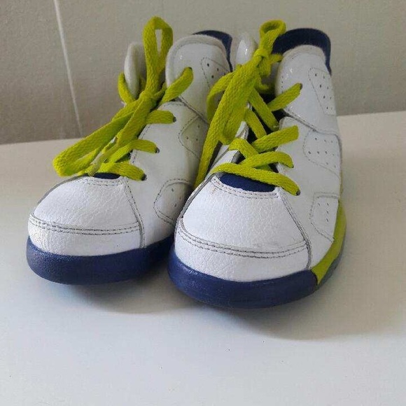 Toddler jordans - Picture 2 of 8