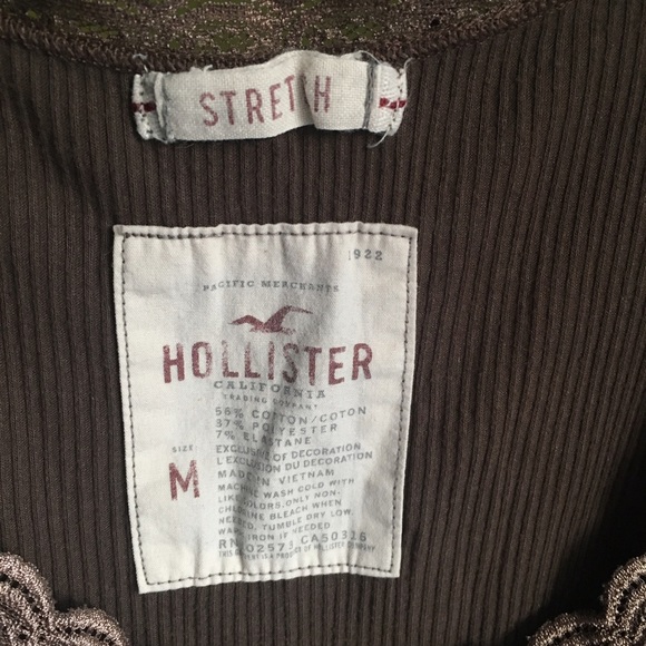 Hollister Tops Bundle! - Picture 2 of 5
