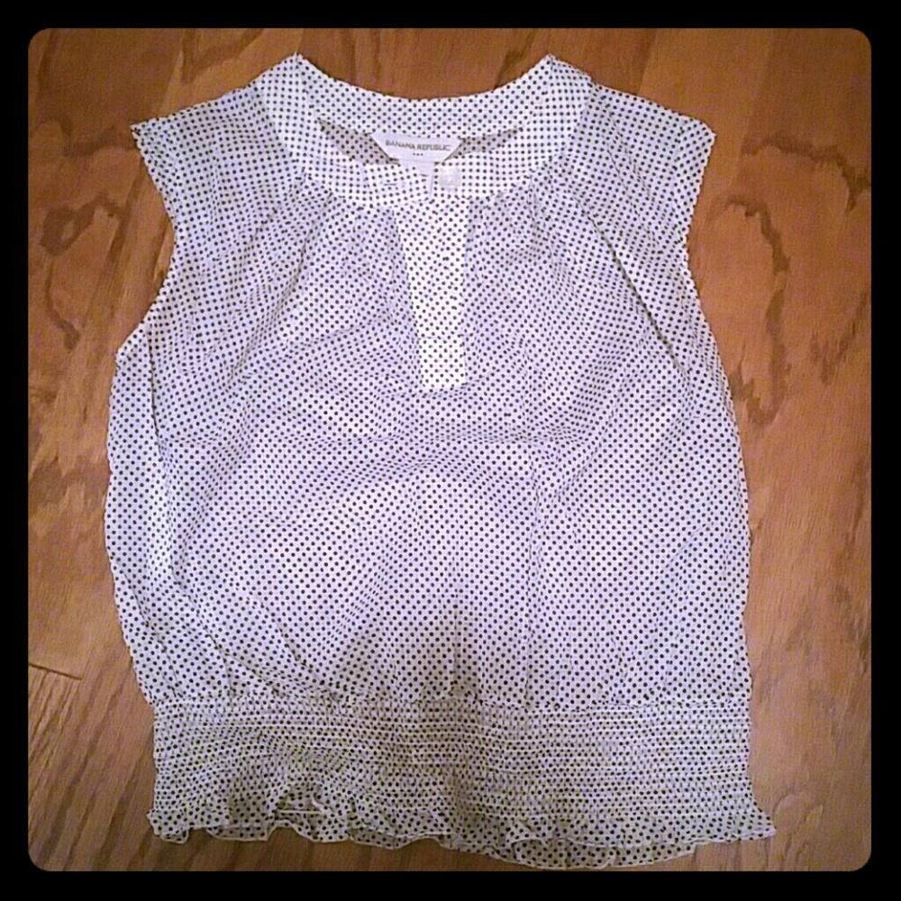 Banana Republic polka dot light blouse shirt in S.