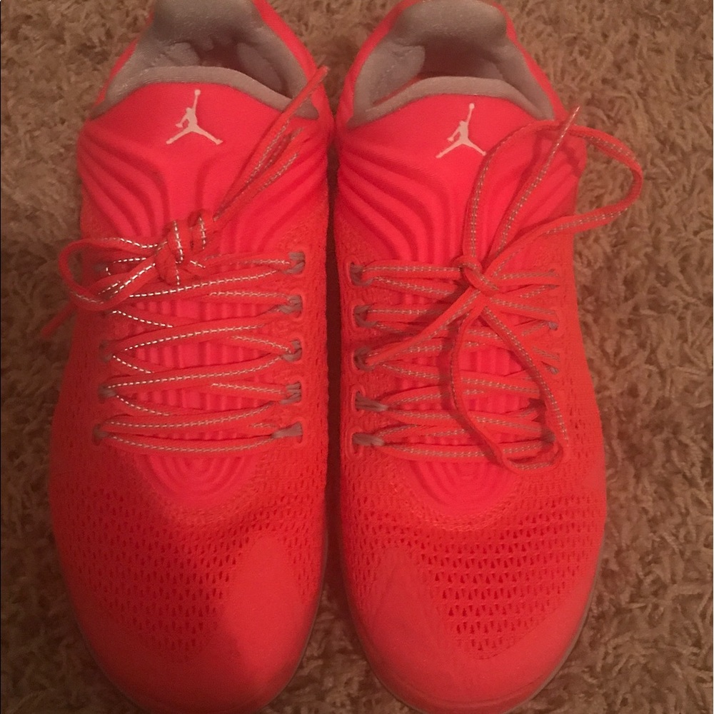 Jordan cross trainers