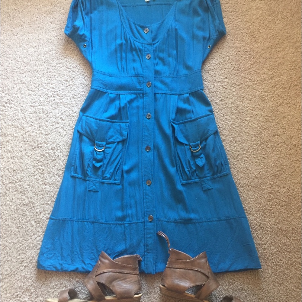 Maeve staysail shirt dress with cuffs and pockets - Picture 2 of 8