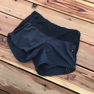 Lululemon speed short with cutouts