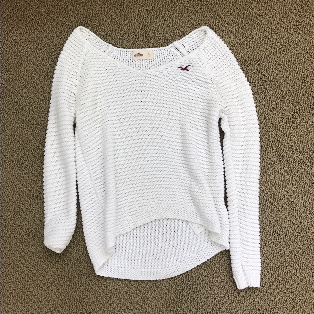 ❌sold❌Hollister white sweater