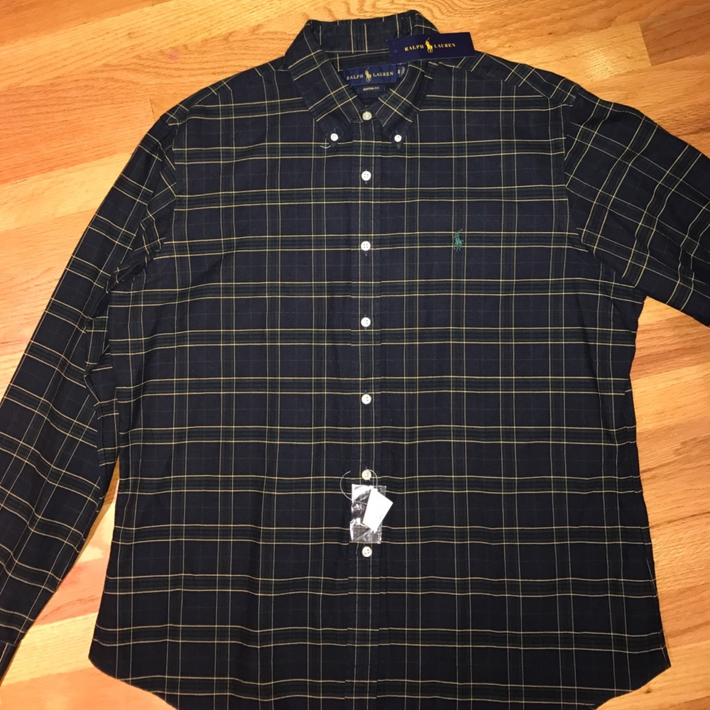 NWT Men's Long Sleeve Button Down