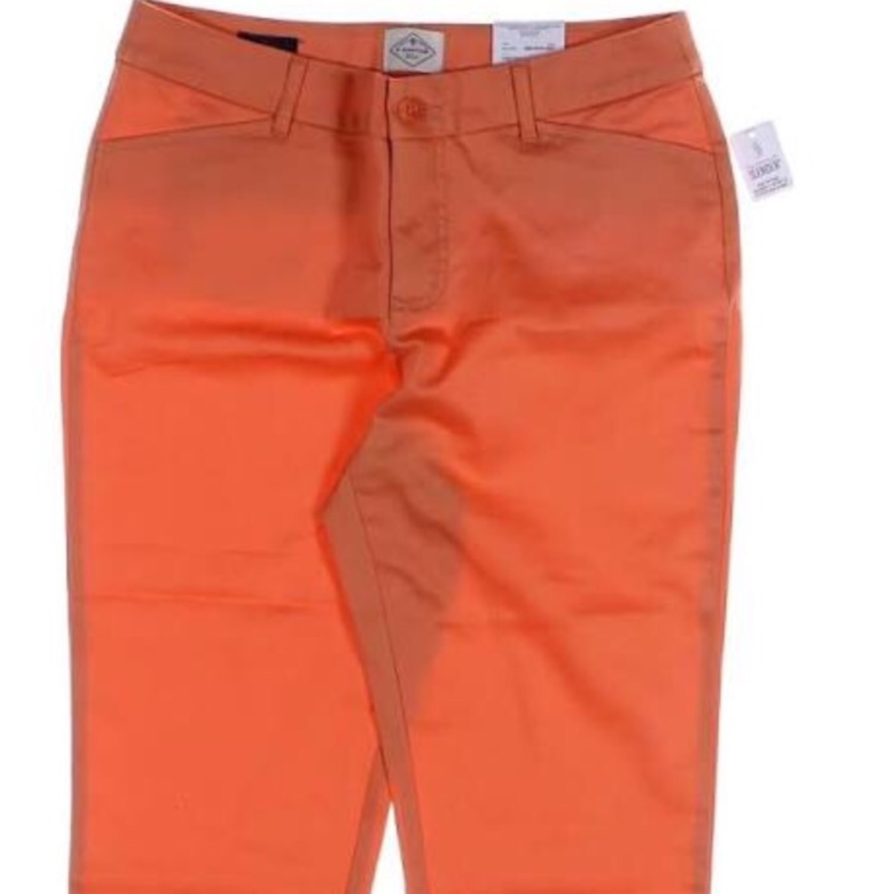 Orange color capris- NWT