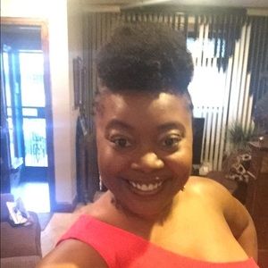 Meet your Posher, Joi