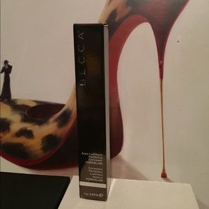 (Becca) Aqua Luminous Perfect Concealer PORCELAIN