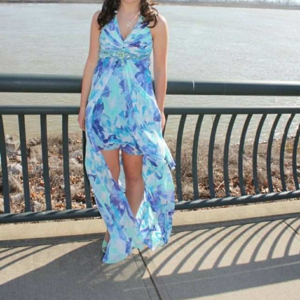 HAILEY Adrianna Papell dress