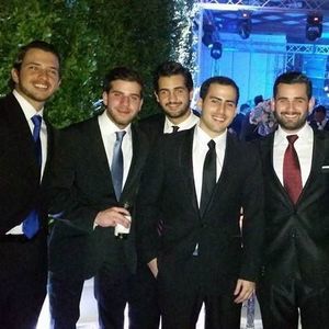 Meet your Posher, Carlos miguel