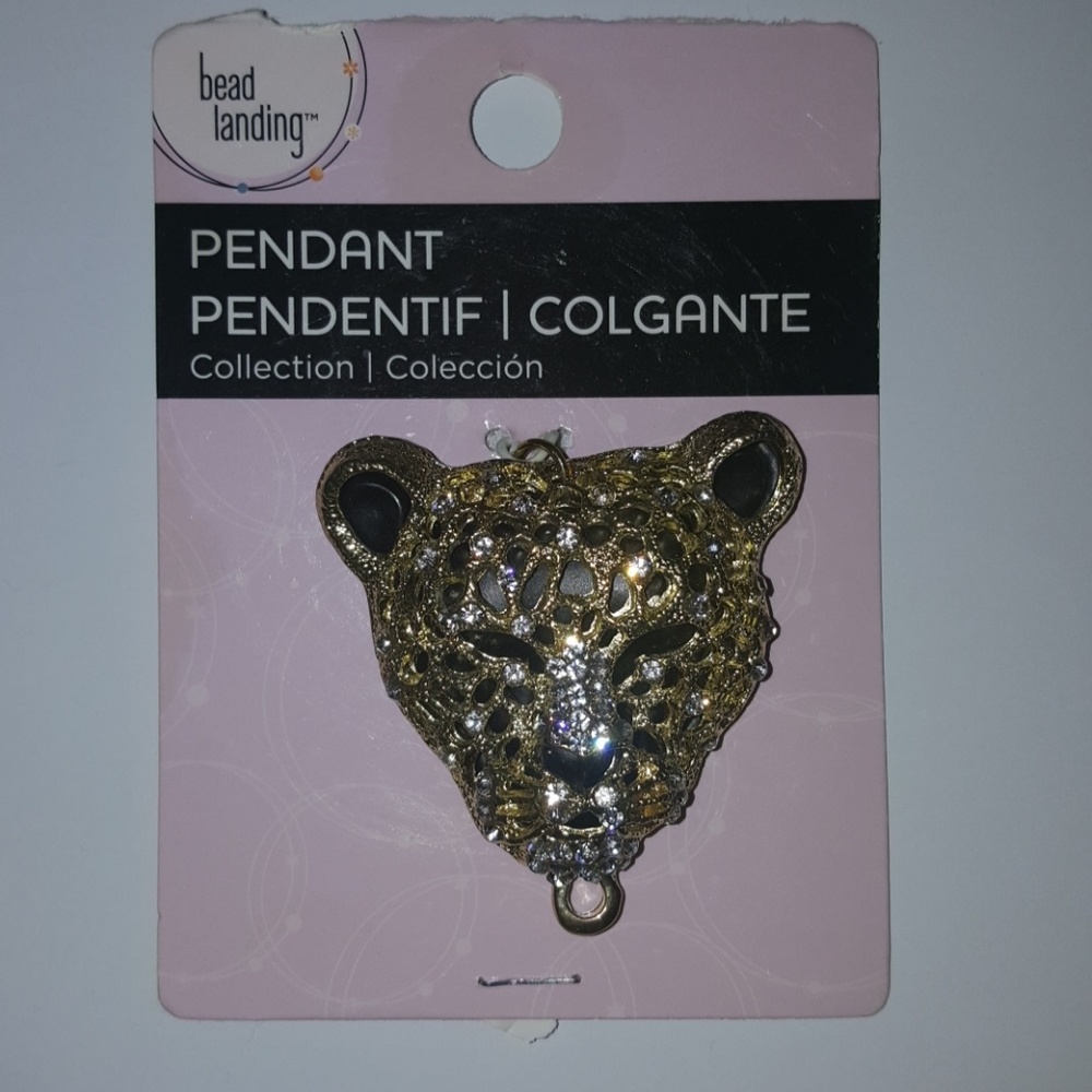 Lion pendant