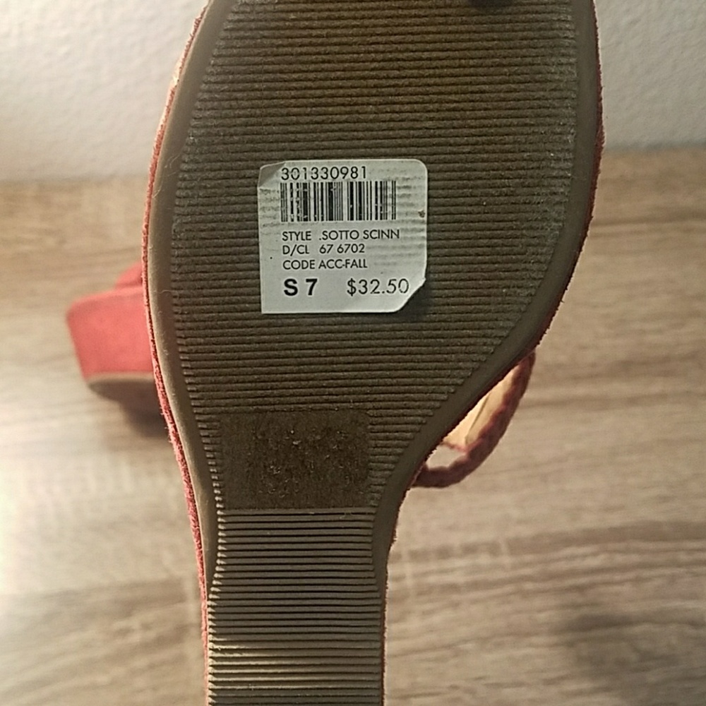 Wedges - Picture 3 of 3