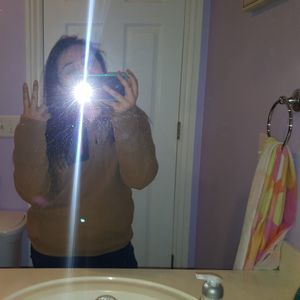 Meet your Posher, Leslie