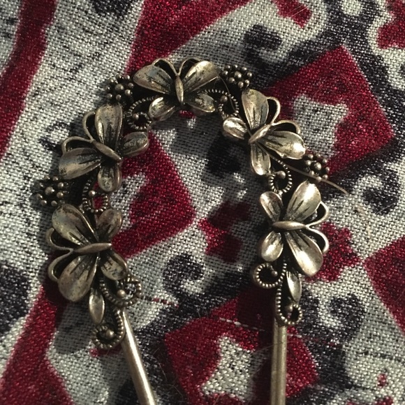 Butterfly Hairpin - Picture 2 of 3