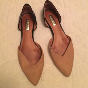 Halogen pointy flats