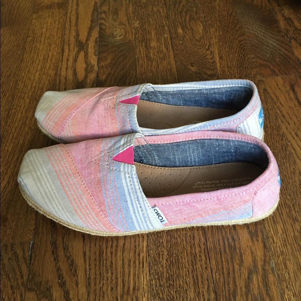 Toms espadrilles size 9