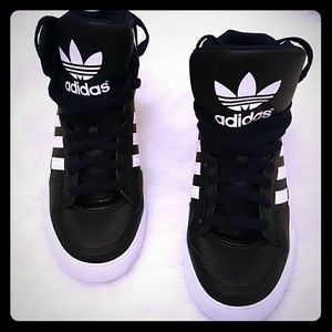 Adidas EXTABALL (Unisex)