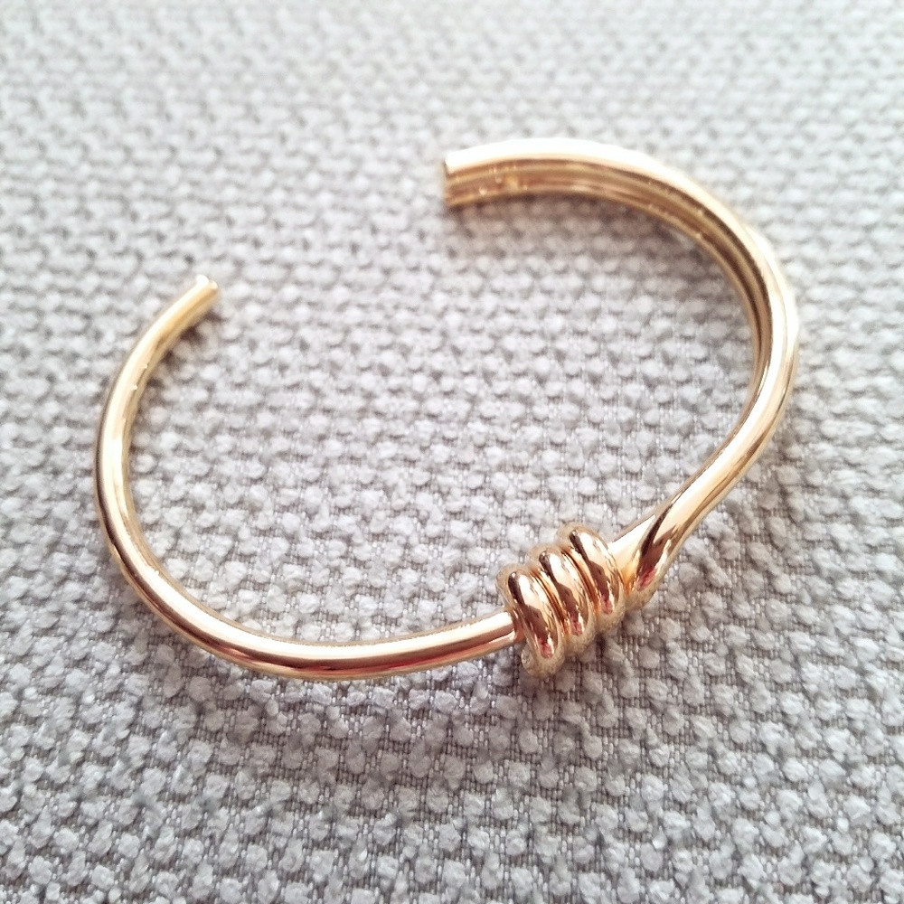 Gold Knot Bangle Bracelet