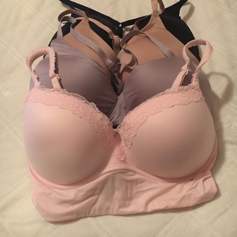 Uplift No wire Victoria Secret bras