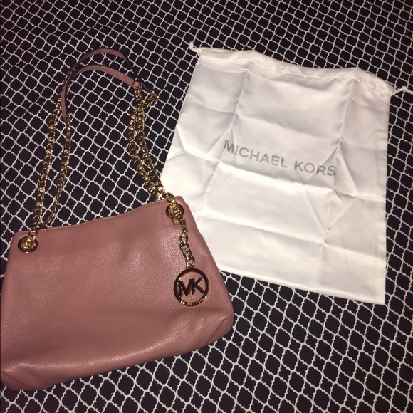 KORS Michael Kors Handbags - 👜Michael Kors Purse👜EUC