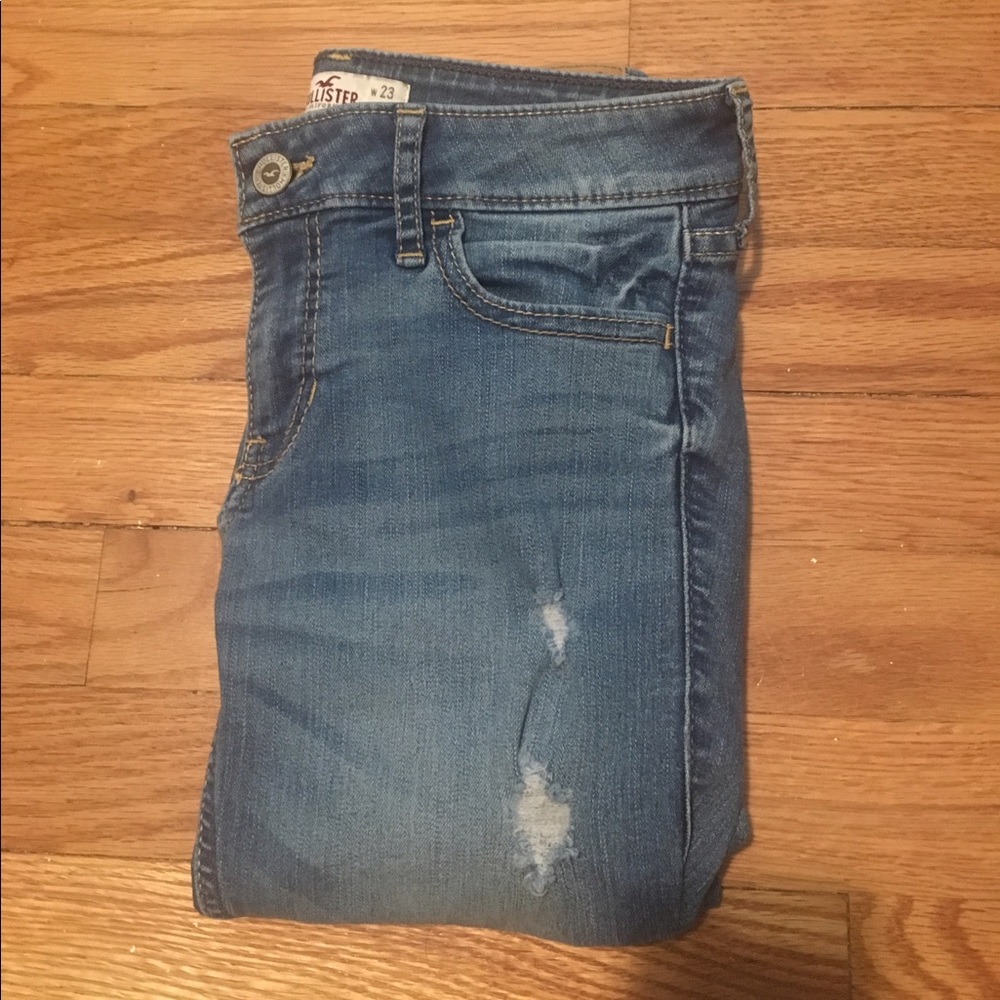Hollister medium blue wash jeans