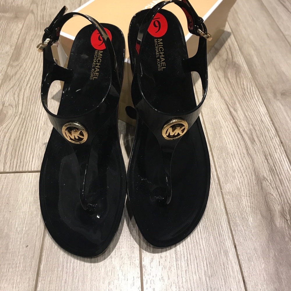 🔥final sale🔥Michael Kors Black Gold Sandals NWT