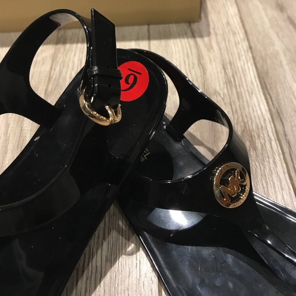 š„final saleš„Michael Kors Black Gold Sandals NWT - Picture 5 of 5