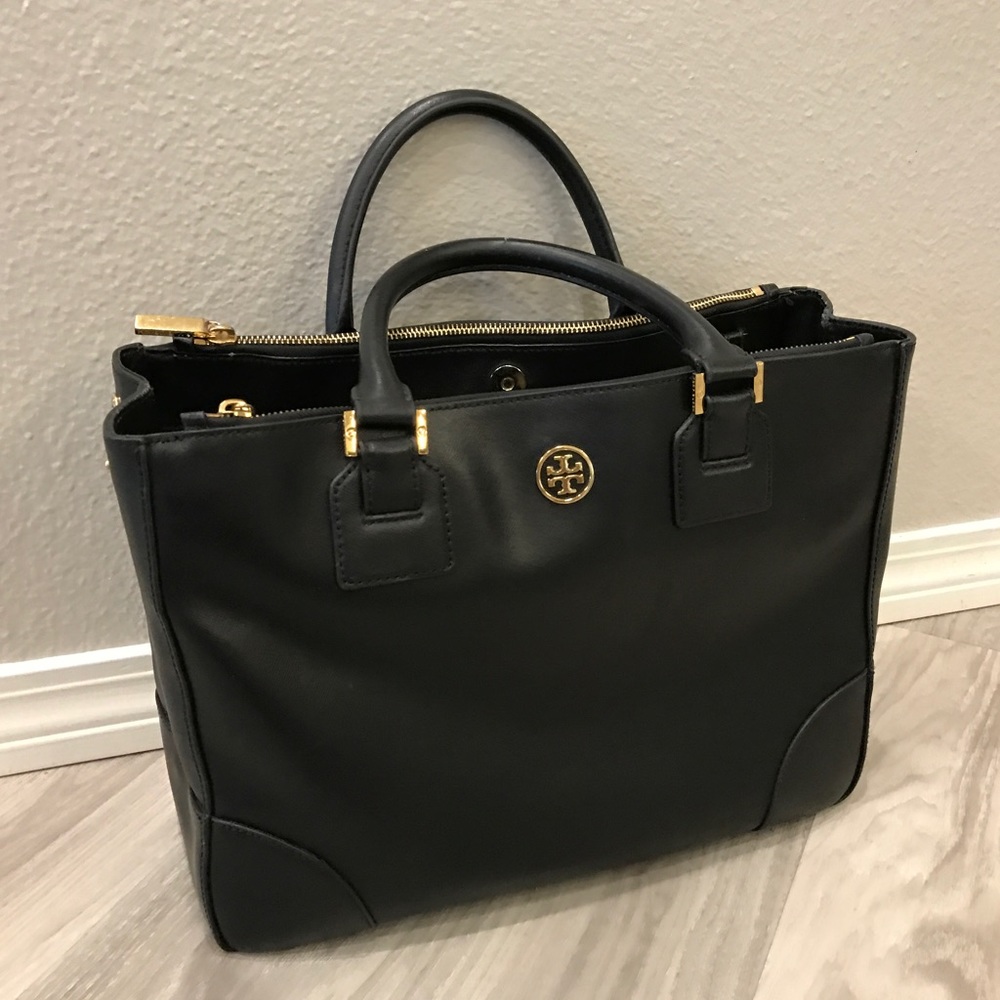 *SOLD*Tory Burch Robinson Large Double Zip Tote