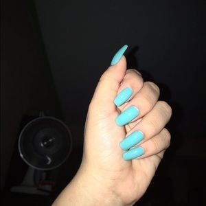 Meet your Posher, Cynthia