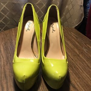 Qupid size 7.5 heels