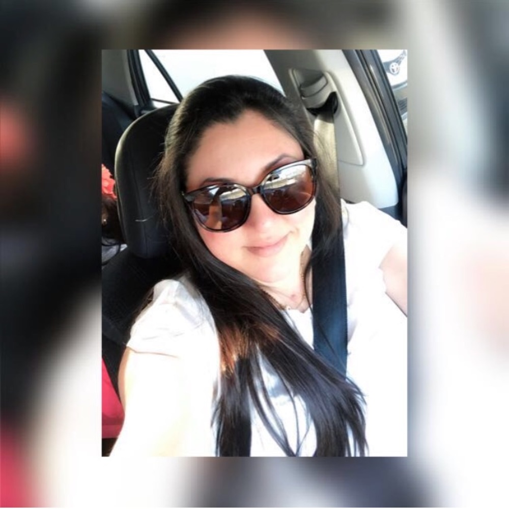 Meet your Posher, Adriana