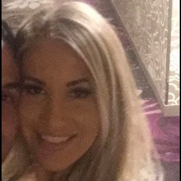 Meet your posher - Picture 3 of 4