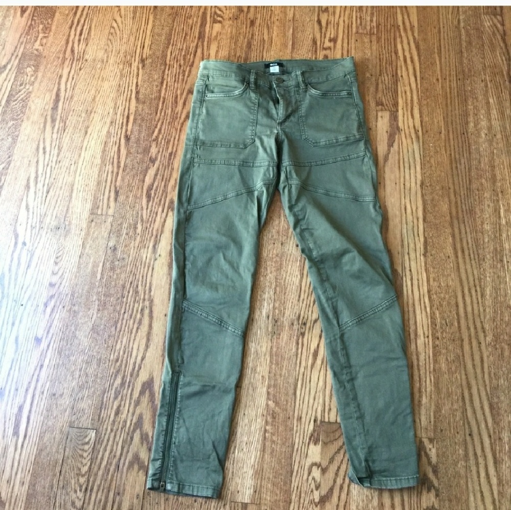 Army Green BDG zip up skinny jeans