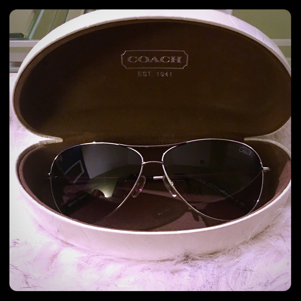 COACH Silver Aviator Sunglasses (L911 Juliana)