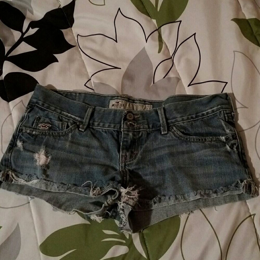 Hollister jean shorts