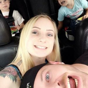 Meet your Posher, Chris