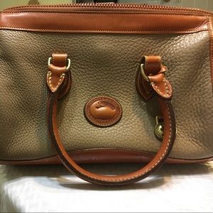 Vintage Dooney & Bourke doctor satchel