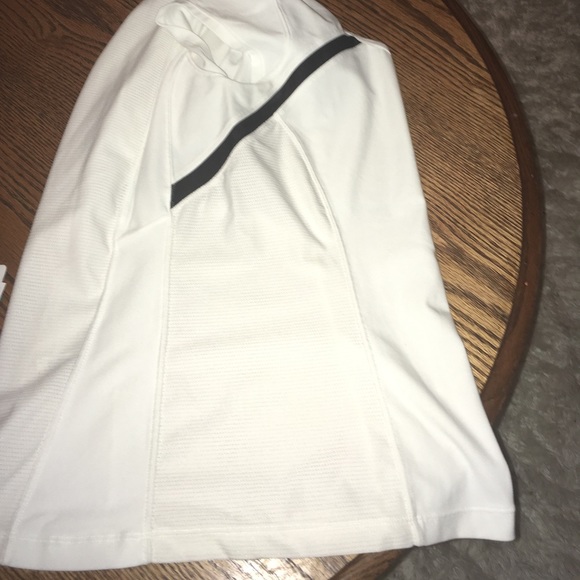 Nike dri-fit cute shirt - Picture 3 of 5