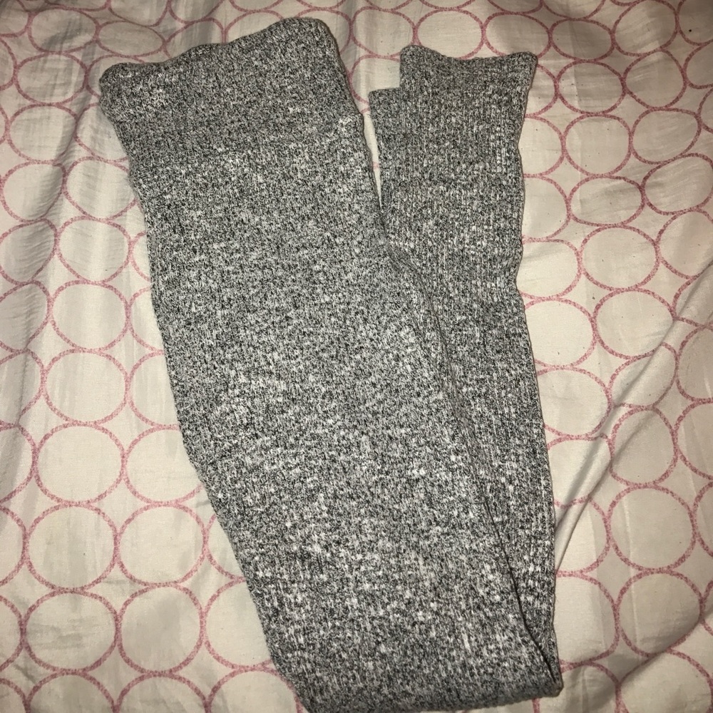 Fashion Nova: Gray Leggings