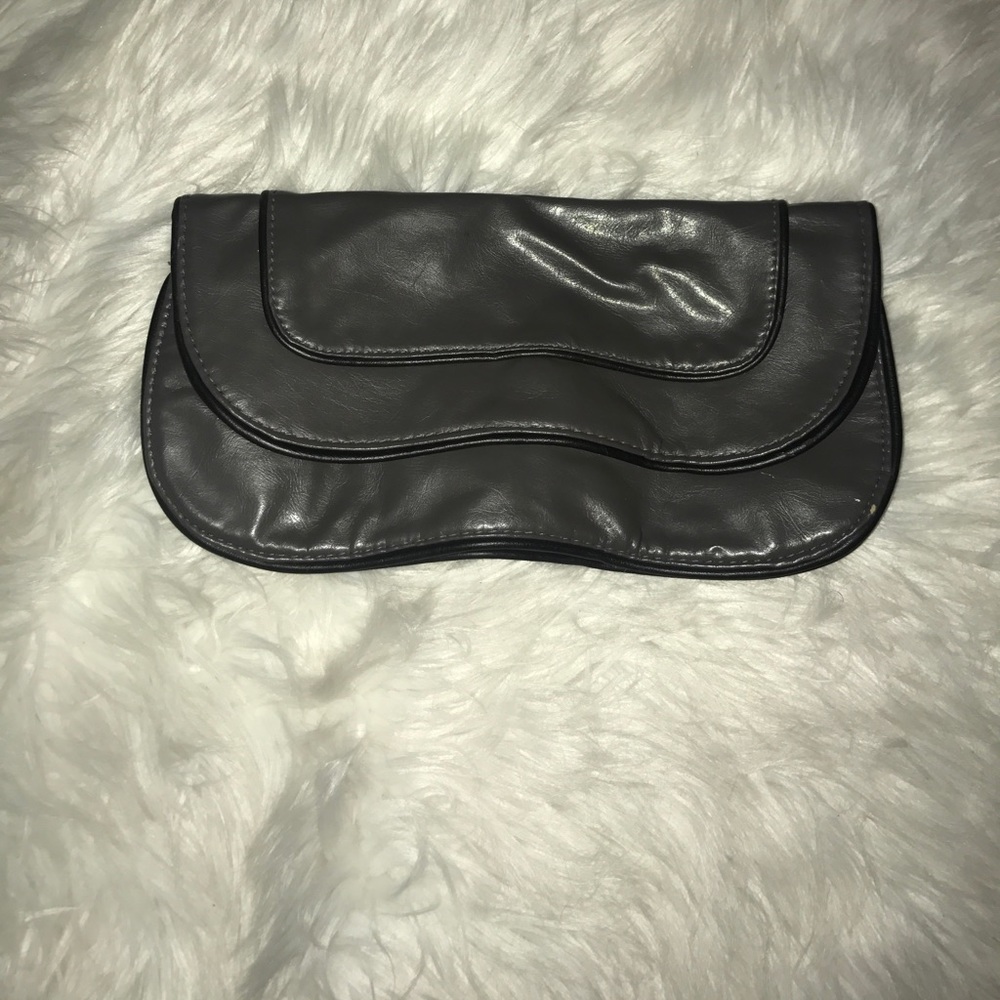 A clutch purse( lol get it!)