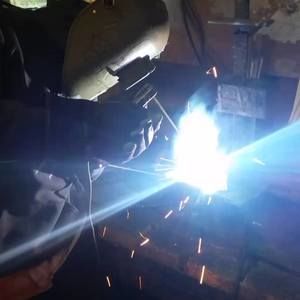 Meet your Posher, Devante