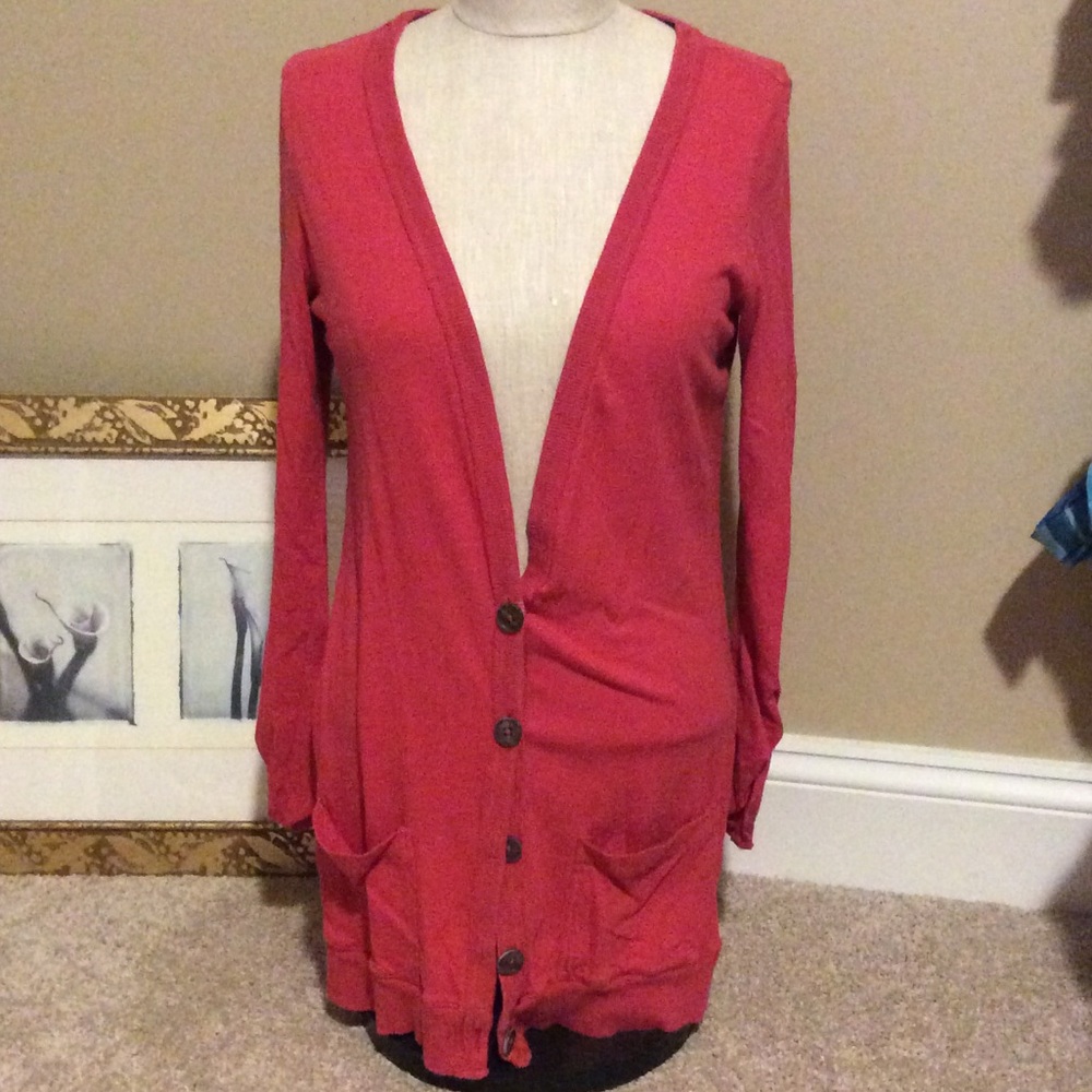 AMERICAN EAGLE RED CARDIGAN