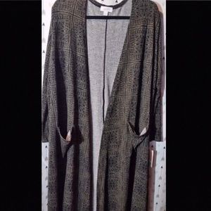 Medium lularoe Sarah