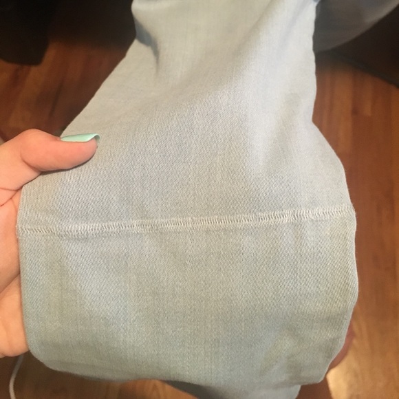 Hollister light wash jegging - Picture 6 of 7