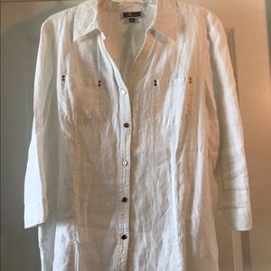 JM Collection linen white shirt.