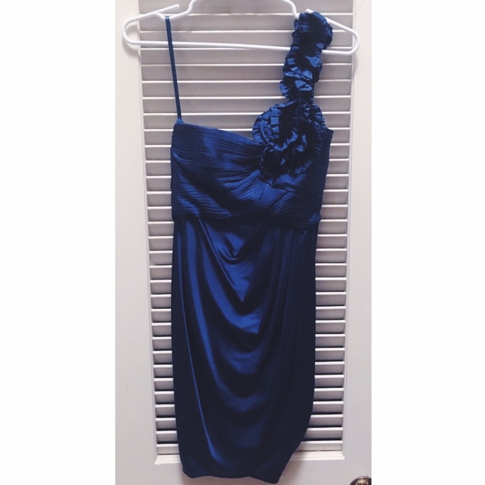 *DONATING SOON* Dark Blue BCBG Dress