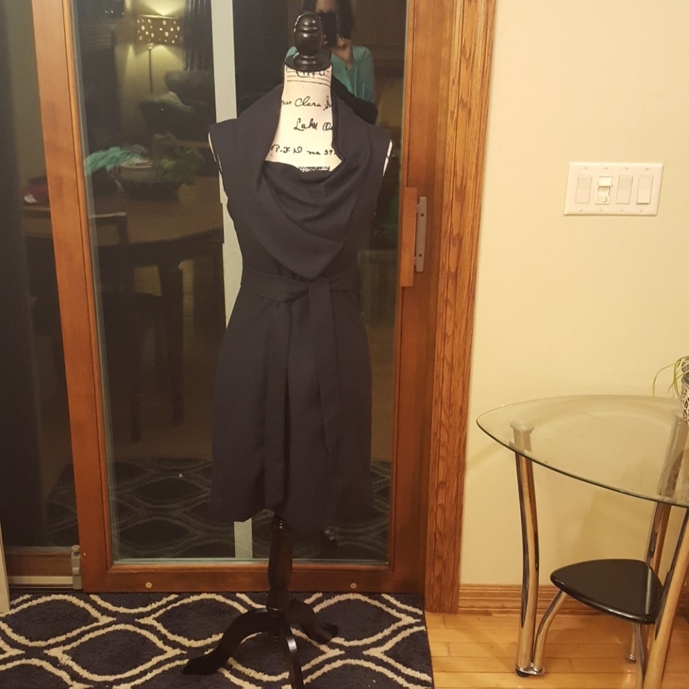 EUC modcloth Navy day to night dress
