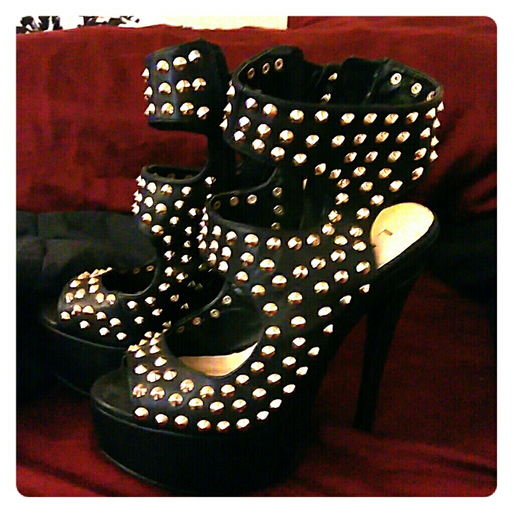 Spiked heels