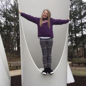 Meet your Posher, Valoria